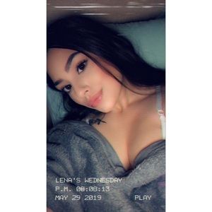 Meet your Posher, Selena